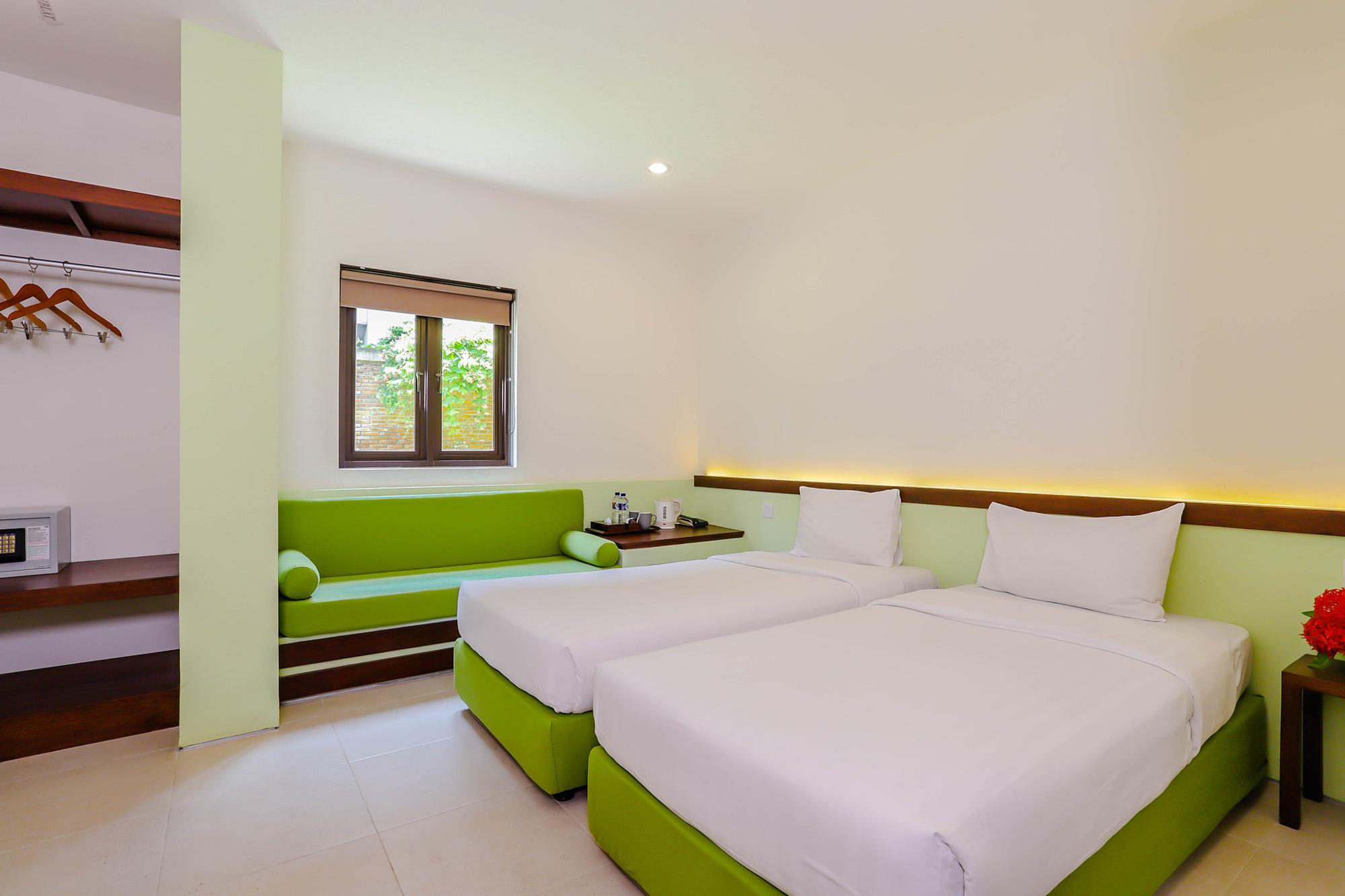 Ketapang Indah 4*
